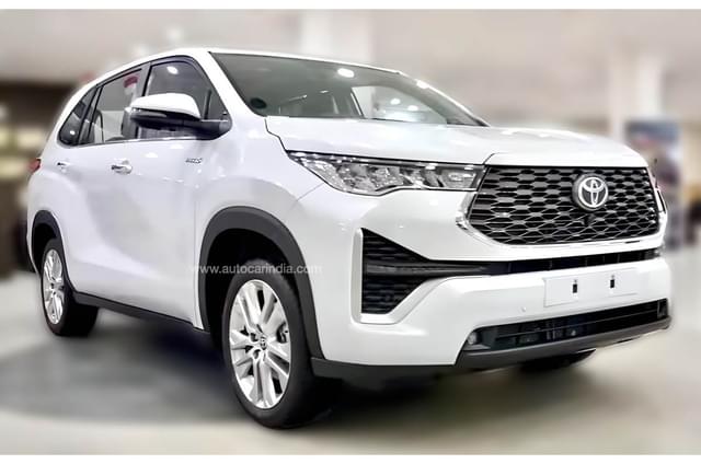 Toyota Innova Hycross ZX, ZX (O) hybrid bookings reopened...